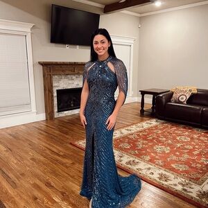 Elegant Blue Evening Gown